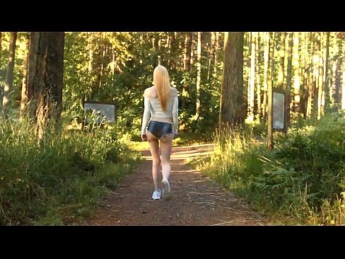 ❤️ 美女がゆっくり動く、ヌード動画ではありません ️❌ ハードポルノ ❌️❤
